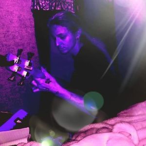 Meet your Posher, Lester